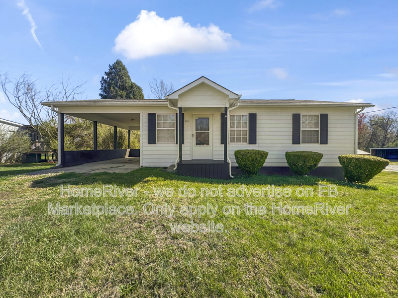 Stoneville House: 210 Deaton Loop