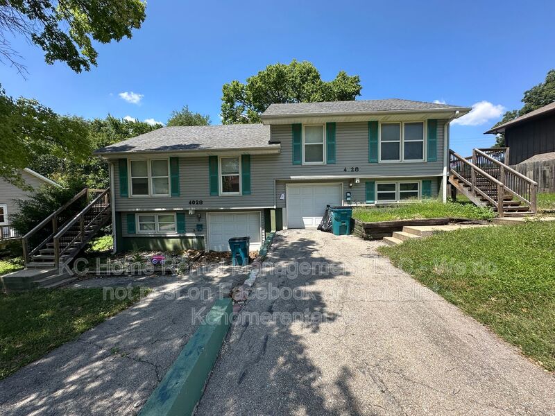 Grandview House: 4028 E 123rd Ter