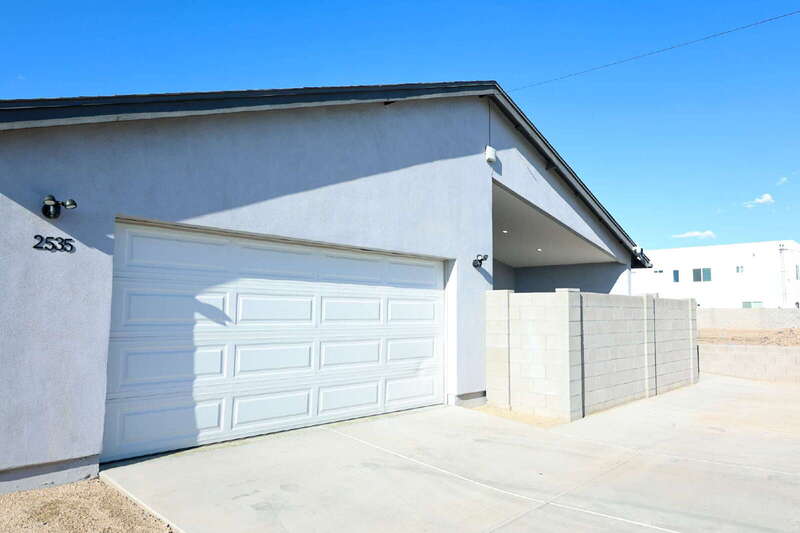 Phoenix House: 2535 East Broadway Road