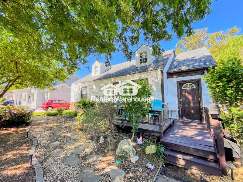 Norfolk House: 8455 Radnor Road