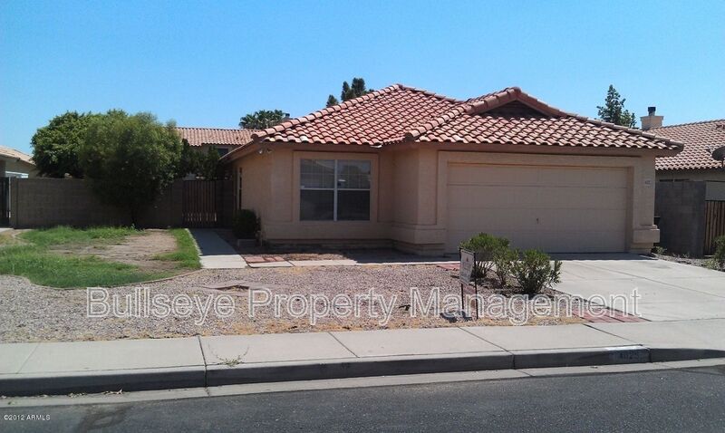 Mesa House: 4025 E. Alder Ave.