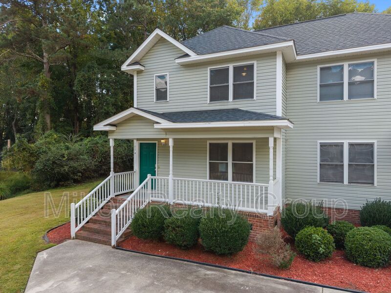 Lillington Condo: 107 Laura Lane A