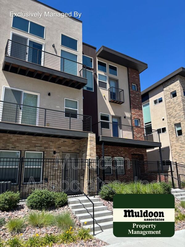 Colorado Springs Townhome: 8 E St Elmo Ave