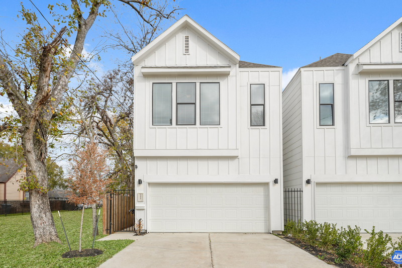 Houston House: 3417 Tuam Street