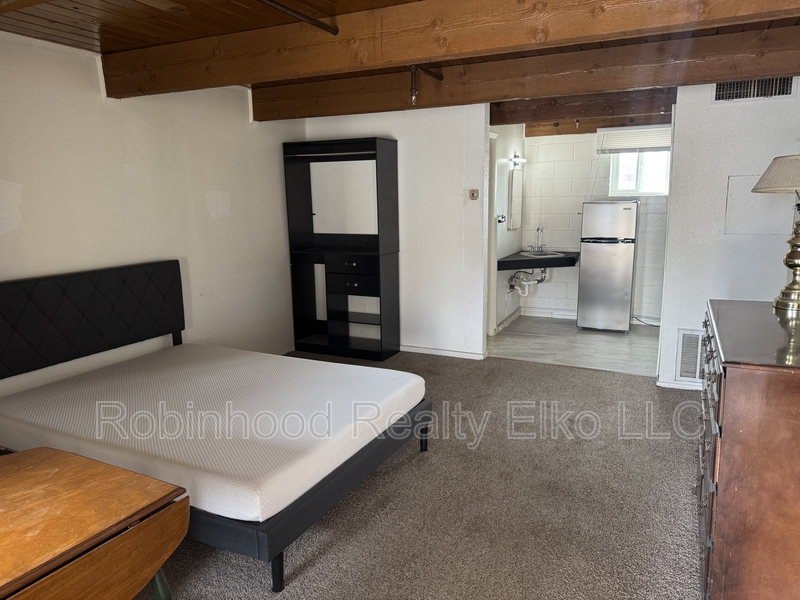Wells Condo: 340 6th Street #23