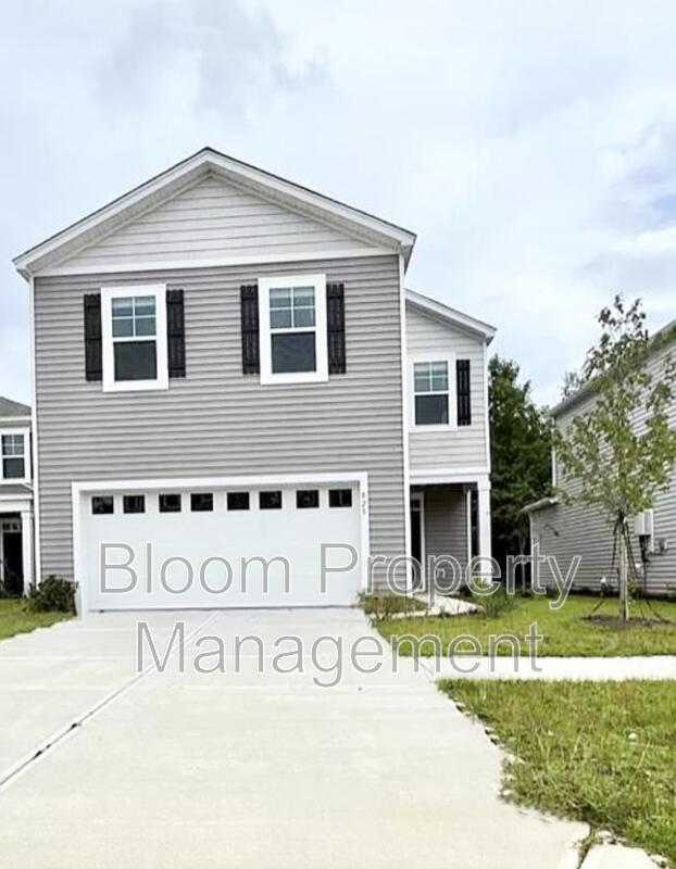 Charleston House: 825 Kirby Ct