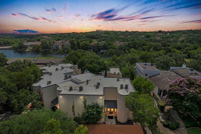 The Hills Condo: 1 Crystal Springs Court