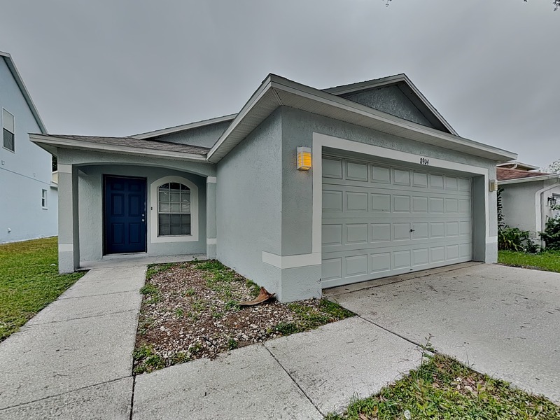 Temple Terrace House: 8904 Bridgeford Oaks Dr