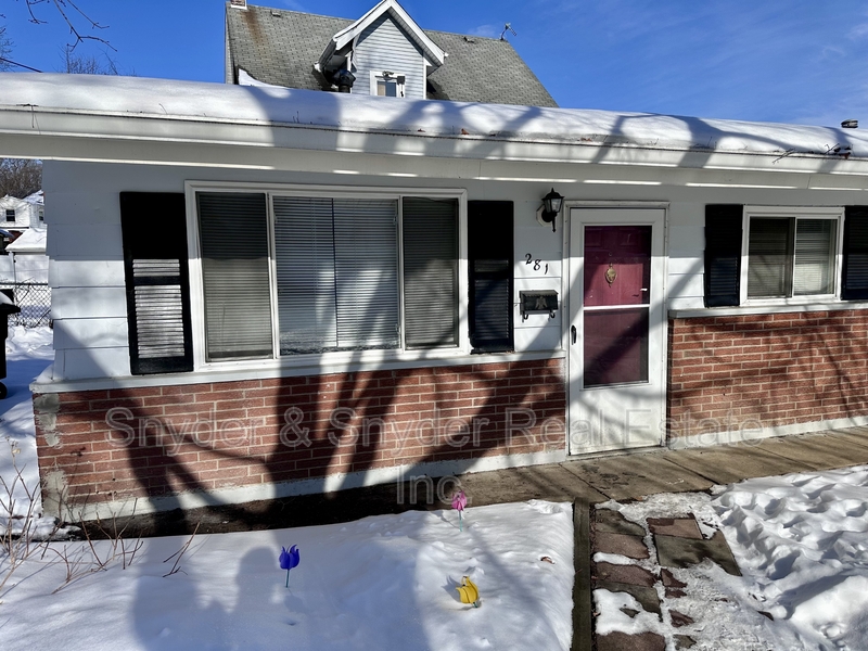 Akron House: 279 & 281 Grove St.