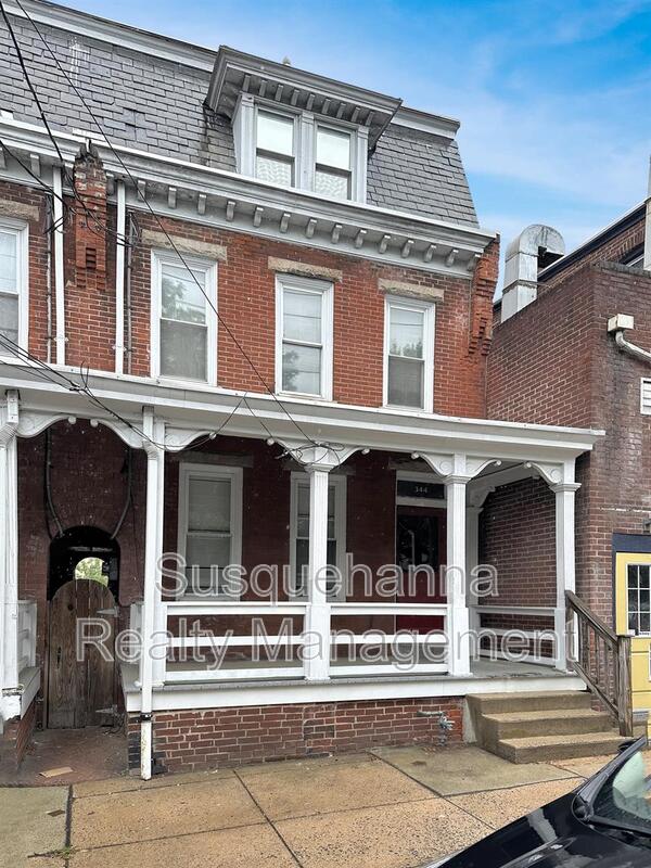 Lancaster Condo: 344 N. Mulberry St.