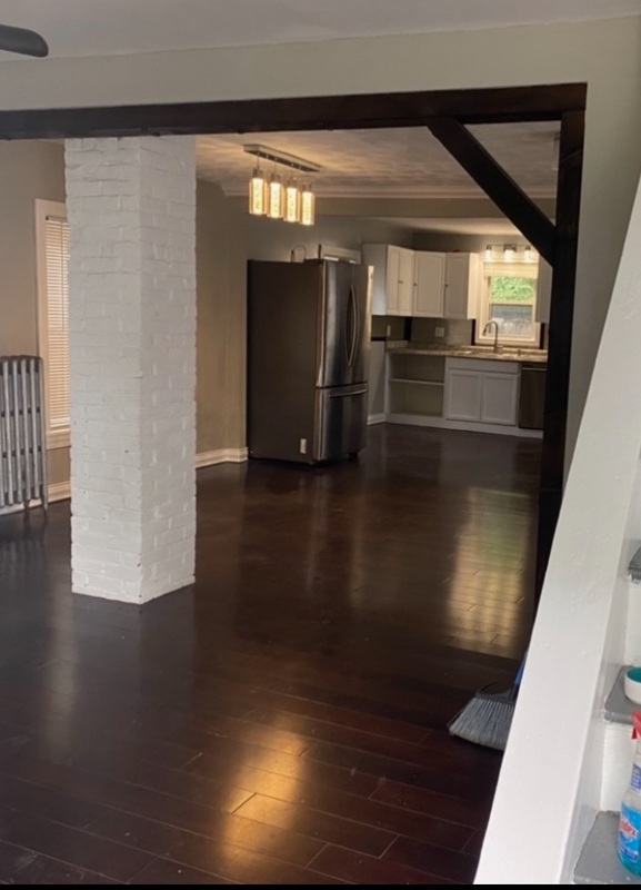 Brockton House: 78 S Fuller St Ext