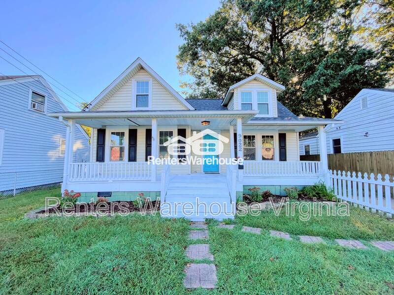 Norfolk House: 9022 Chesapeake Blvd