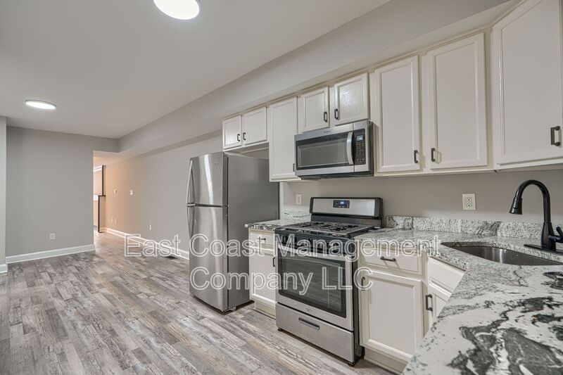 Baltimore House: 2102 E Biddle St