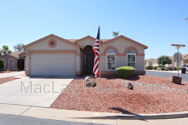 Chandler House: 1951 E Westchester Dr