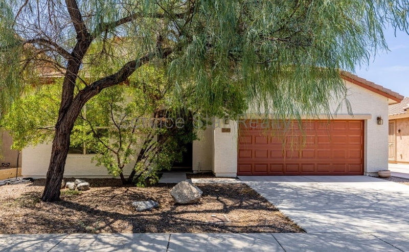 Peoria House: 7383 W Milton Dr