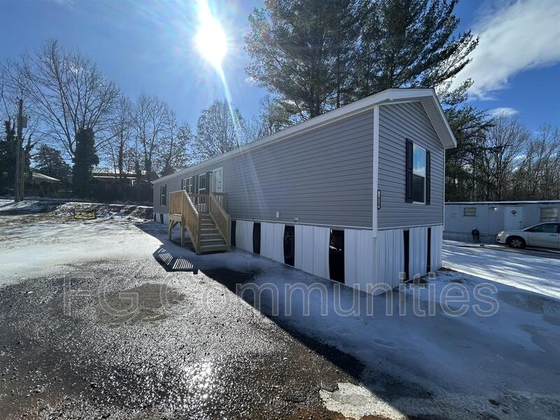 Morganton House: 1815 Conley Road Lot 21