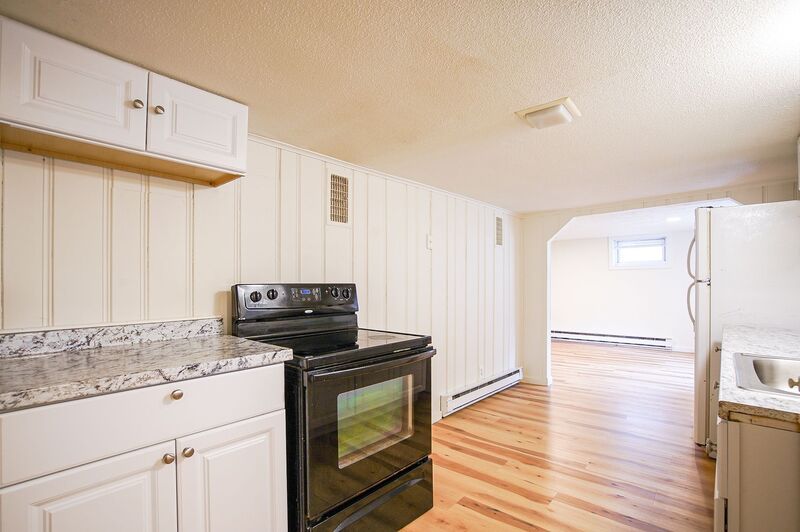 West Springfield Condo: 2385 Westfield St