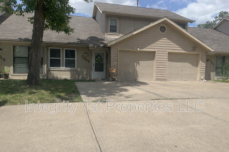 Pleasant Valley Condo: 7105 Fulton Rd