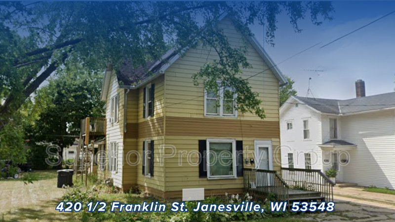 Janesville Condo: 420 1/2 Franklin St