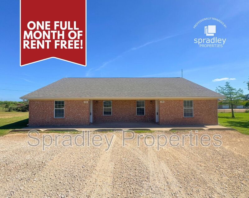 Salado Townhome: 132 Lacey Lou Ln.