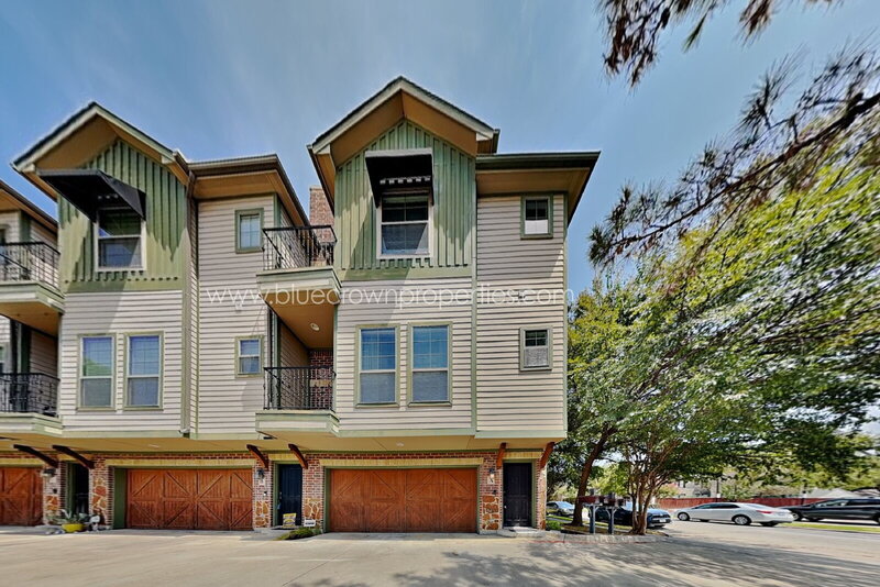 Dallas Townhome: 6121 Oram Street