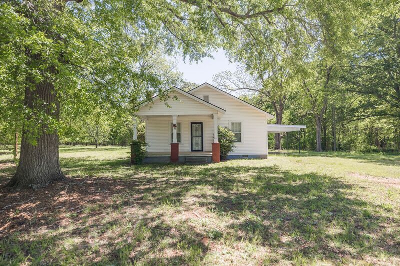 Athens House: 1242 Hull Road