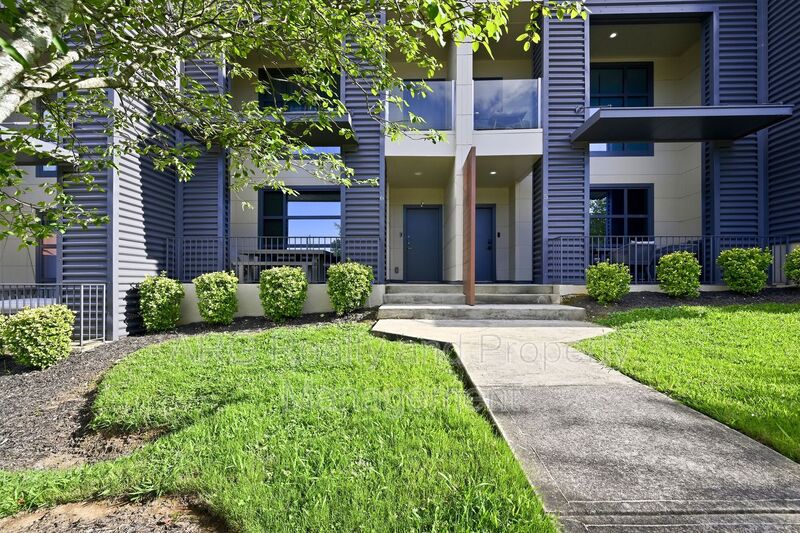 Atlanta House: 472 Martin Street SE