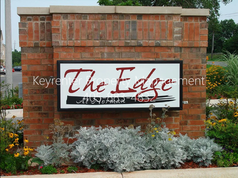 Norman House: 2200 Classen Blvd