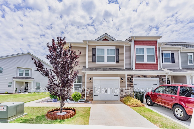 Greer Condo: 412 Yellow Fox Road - 1