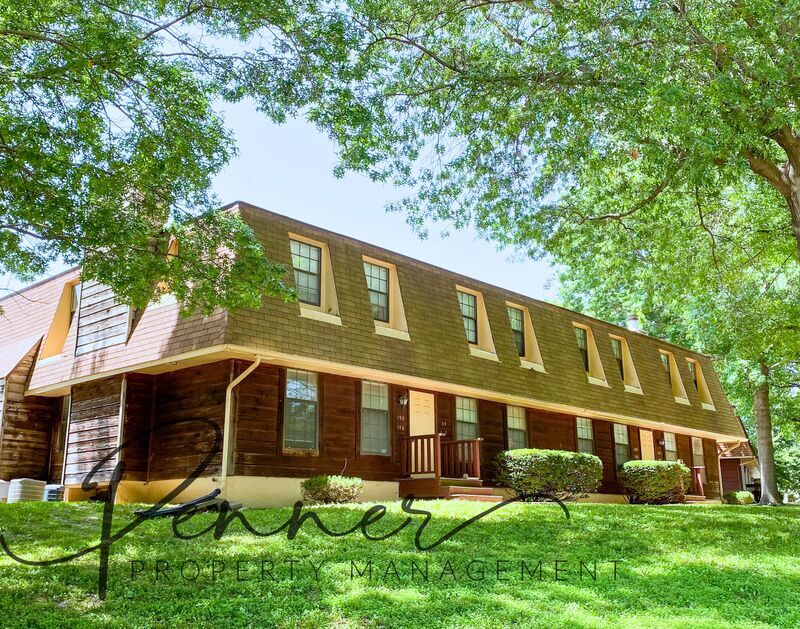 Blue Springs Condo: 150 NW Zaun Ave