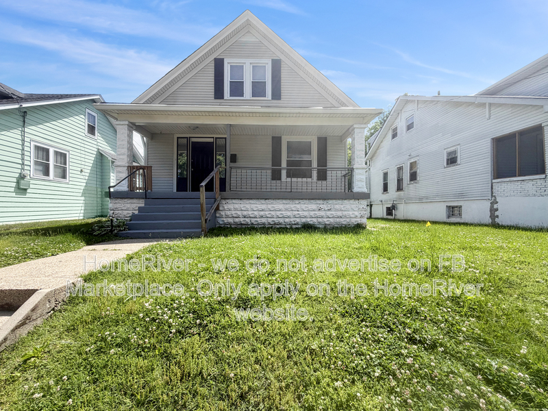 Louisville House: 127 N 40th St