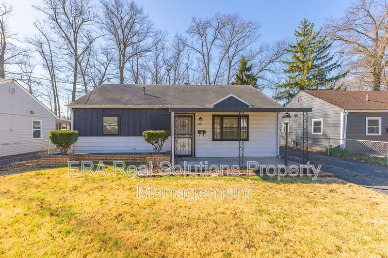 North College Hill House: 2009 Catalpa Ave.