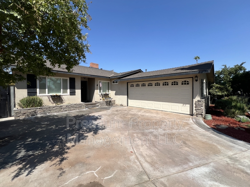 Bakersfield House: 2539 Drake Street