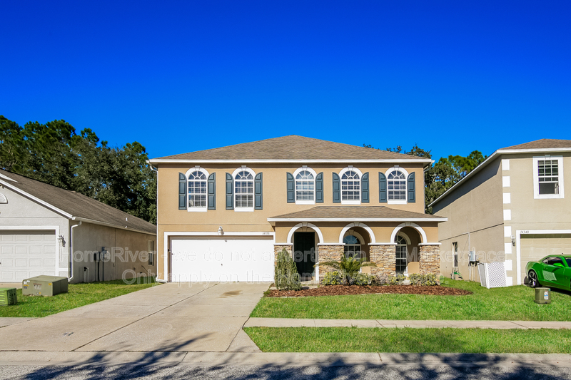 Spring Hill House: 14358 Finsbury Dr