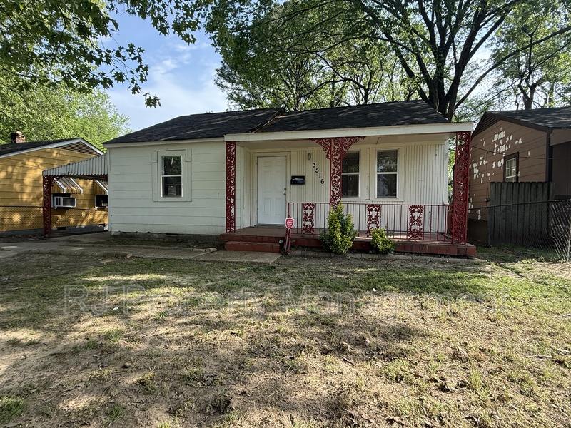 Memphis House: 3516 Crow Rd