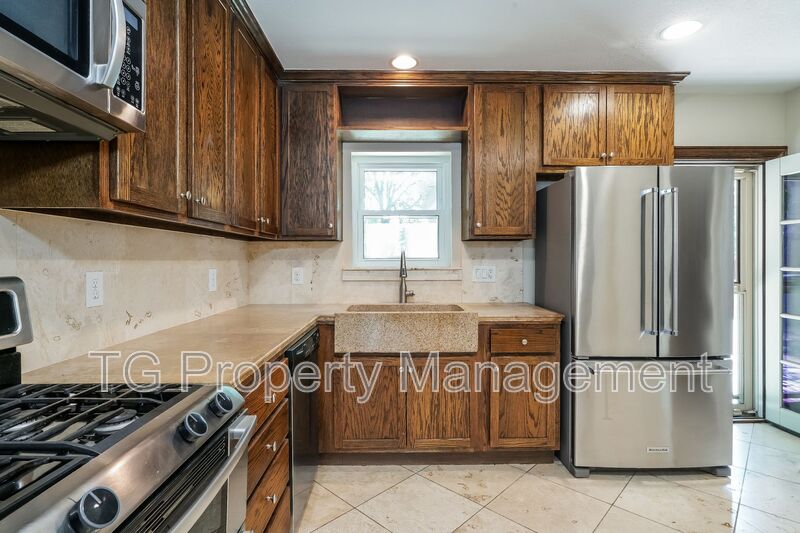 Dallas House: 4536 Capitol Ave