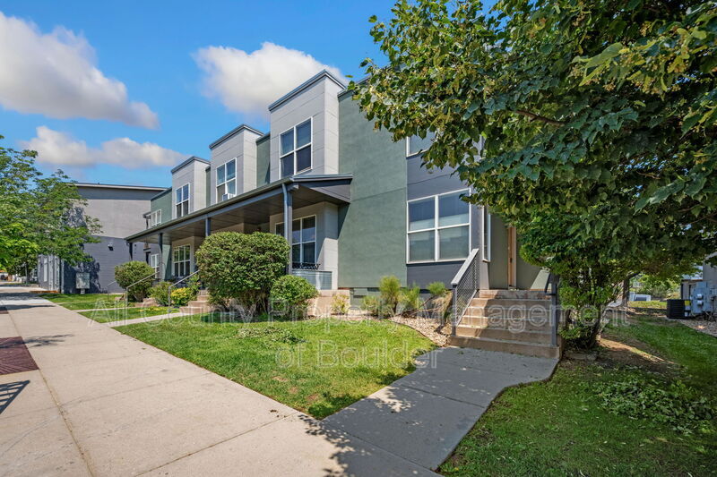 Boulder Townhome: 1345 Yellow Pine Ave.