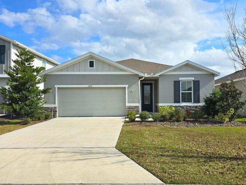 Lakeland House: 5431 Arlington River Dr