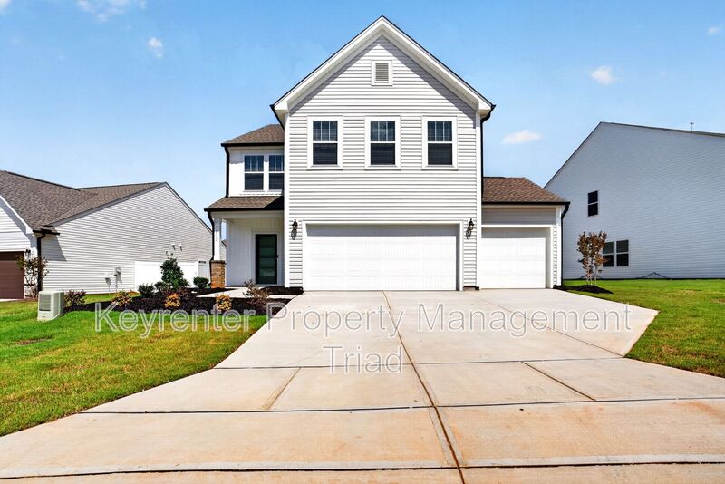 Greensboro House: 3012 Highlander Pt
