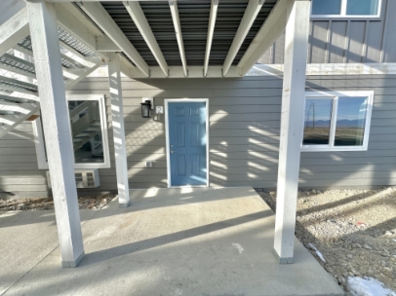 Helena Condo: 3181 Queen Anns Street - 2