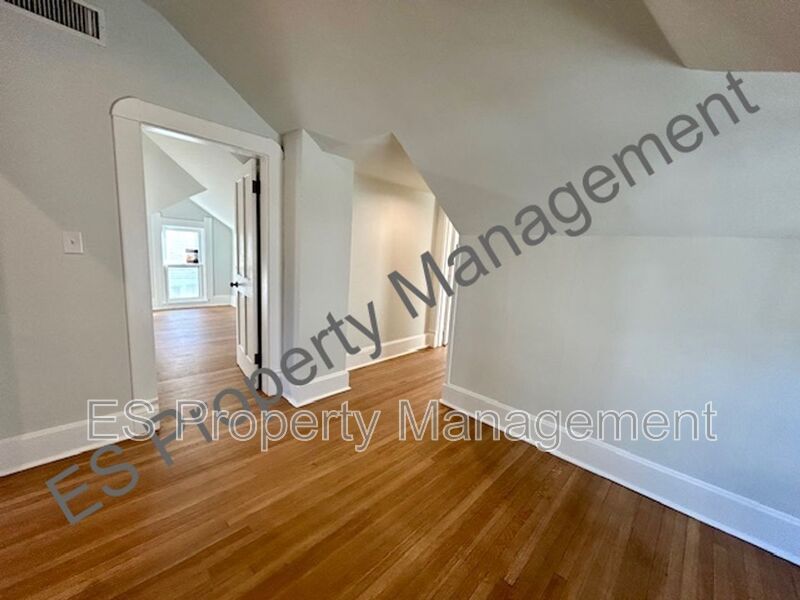 Beautiful and Spacious 4 Bedroom, 2.5 Bathroom home.  - Photo 21