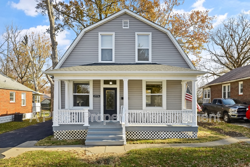 St. Louis House: 2976 Kincaid Avenue