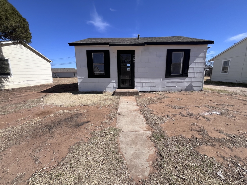 Lubbock House: 4509 Avenue G