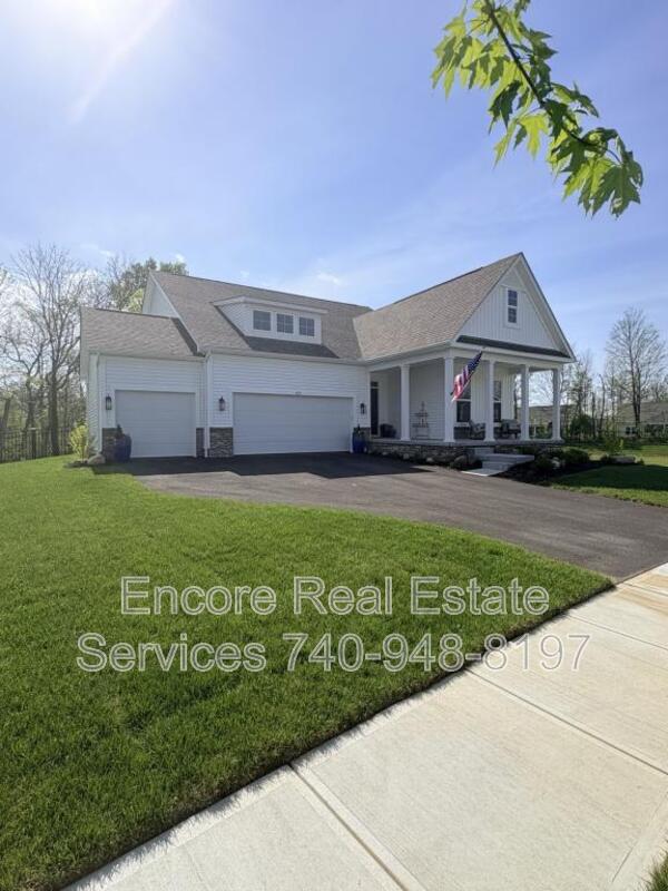 pataskala House: 419 FANNIN DR SW