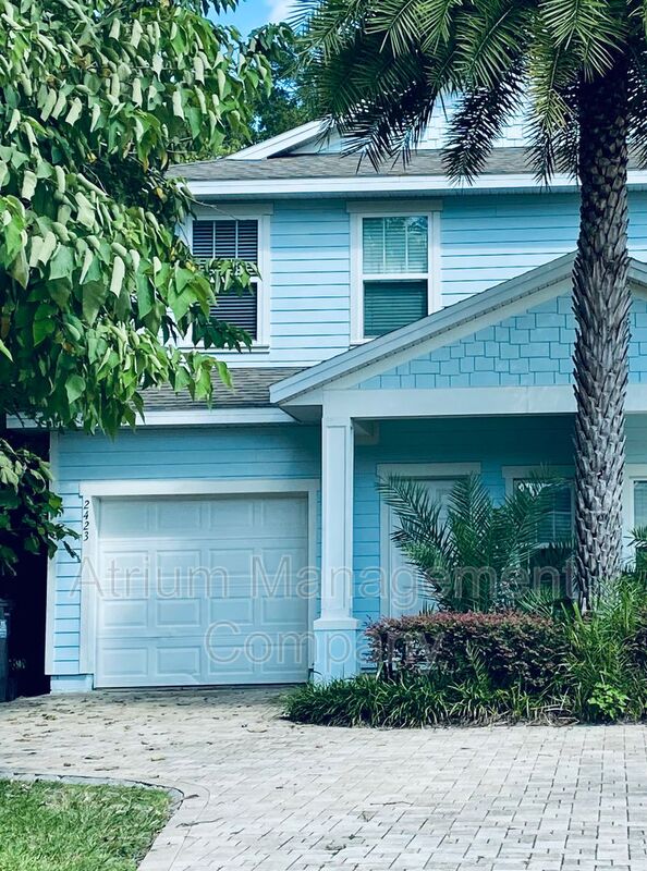 Orlando House: 2423 E Pine St.