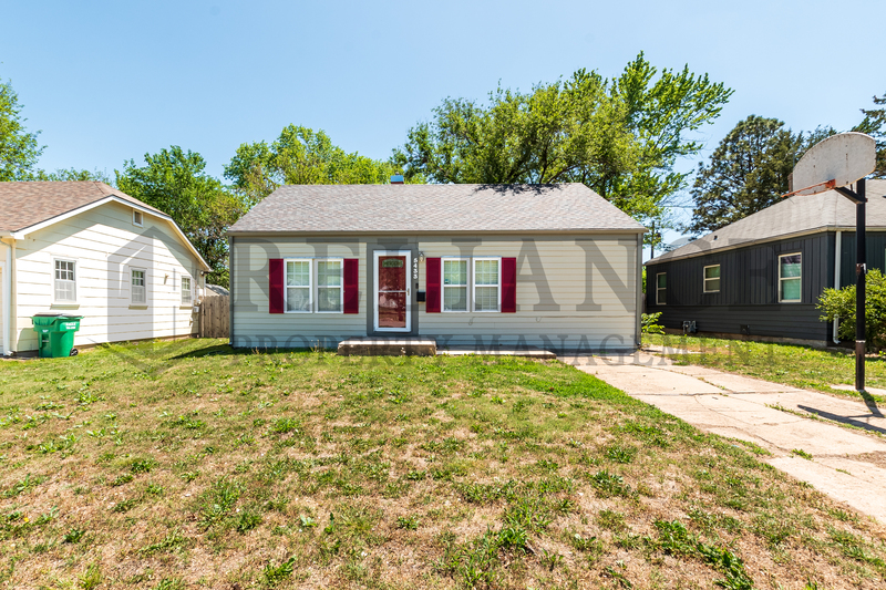 Wichita House: 5433 East Murdock Street