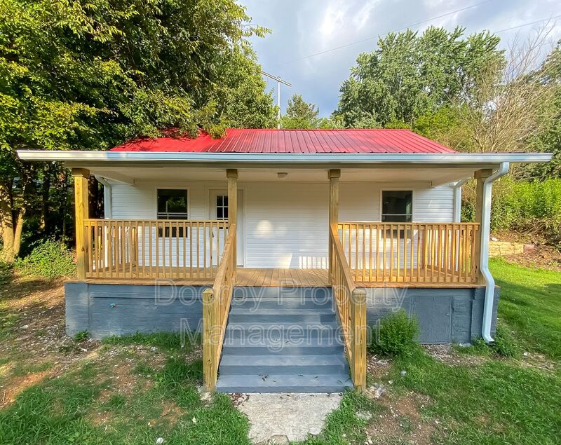 Cleveland House: 1123 Lang Street SE