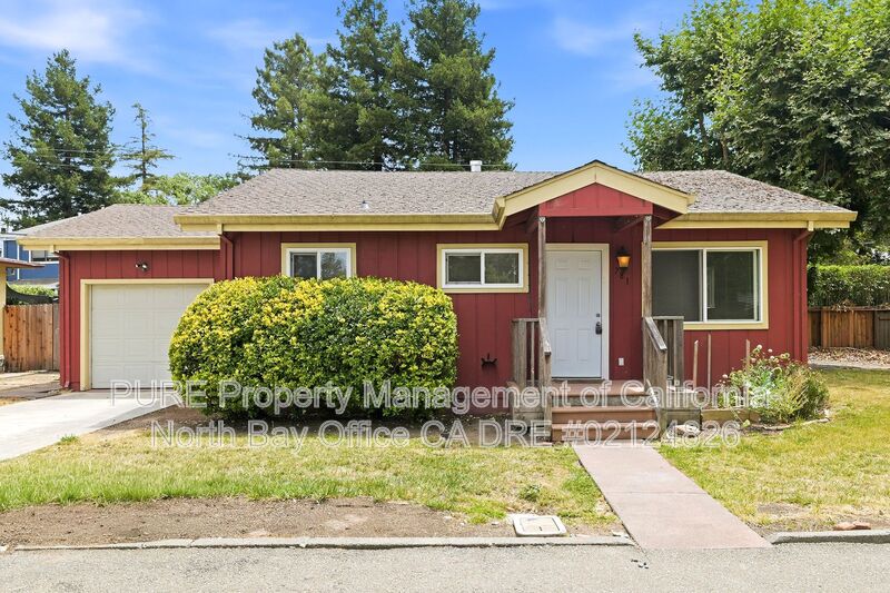 Santa Rosa House: 781 Dutton Ave.