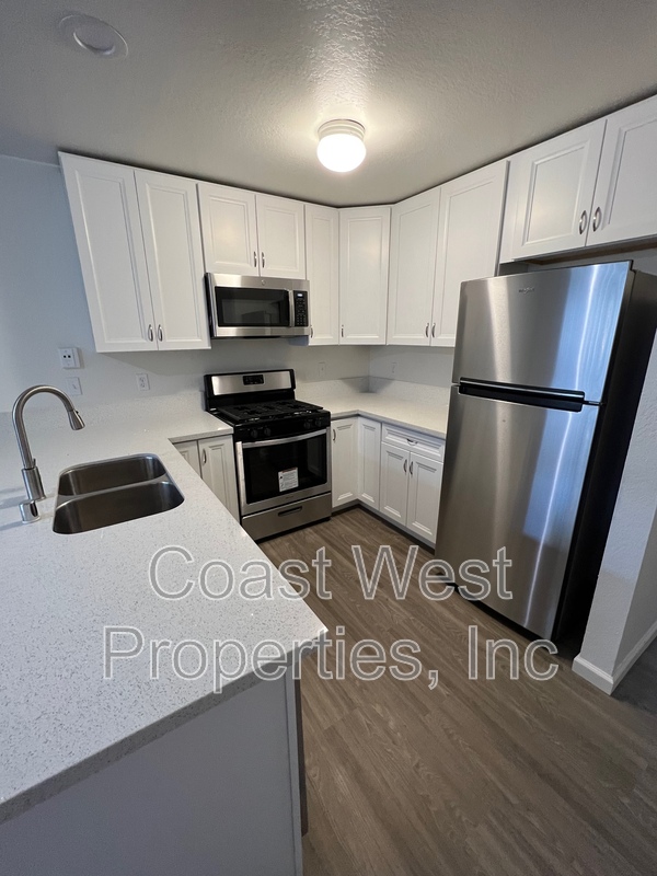 Imperial Beach Condo: 1176 Cypress Avenue