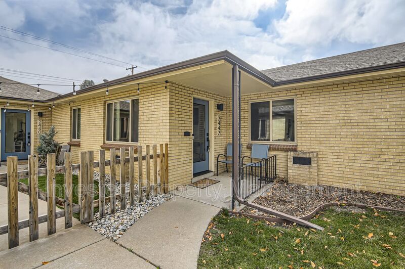 Denver Townhome: 2442 S Corona St